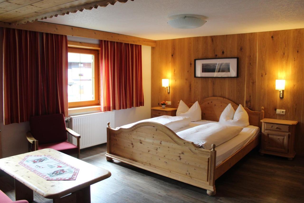 Berghof Hotel Berwang Eksteriør billede