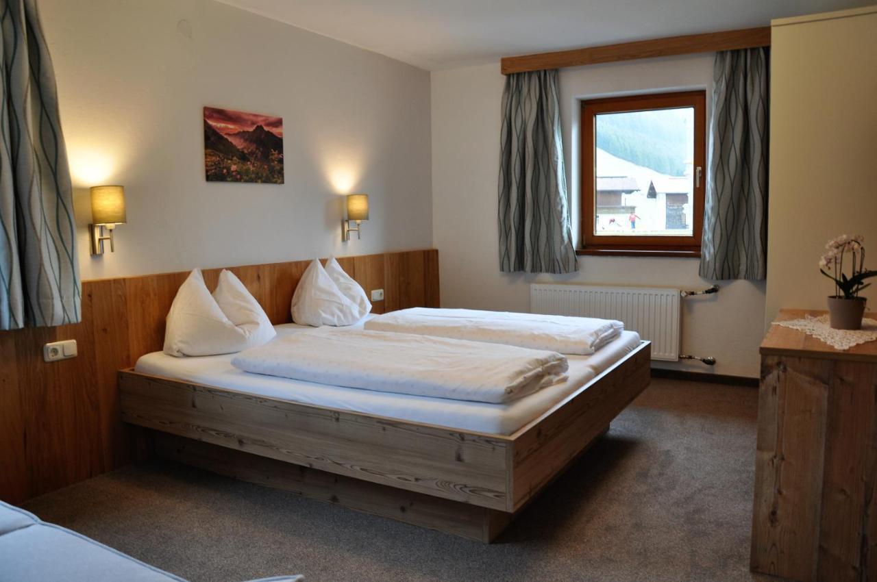 Berghof Hotel Berwang Eksteriør billede